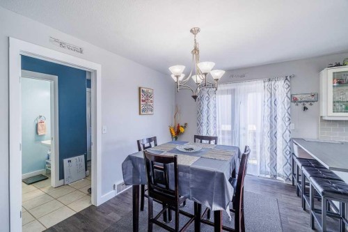 65 Fern Glade Crescent, Sylvan Lake, AB - Indoor Photo Showing Dining Room