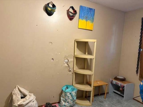 5232 55 Avenue, Eckville, AB - Indoor Photo Showing Other Room