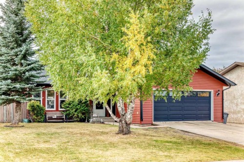 5223 56 Avenue, Eckville, AB - Outdoor