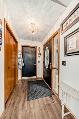 5223 56 Avenue, Eckville, AB - Indoor Photo Showing Other Room