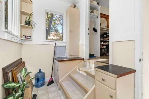 3719 50 Street, Red Deer, AB - Indoor