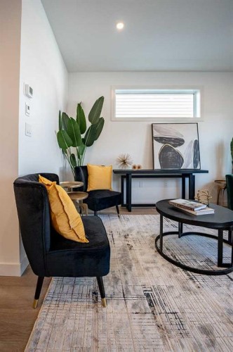 44 Earl Close, Red Deer, AB - Indoor