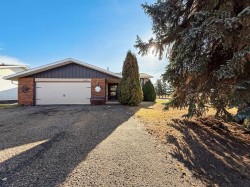 5618 47 Avenue  Forestburg, AB T0B 1N0