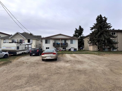 3807 52 Street, Wetaskiwin, AB - Outdoor