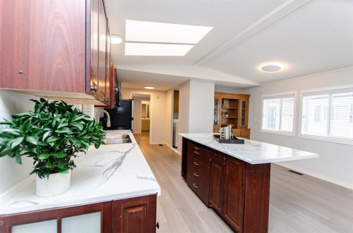 43 Parkside Drive, Red Deer, AB 