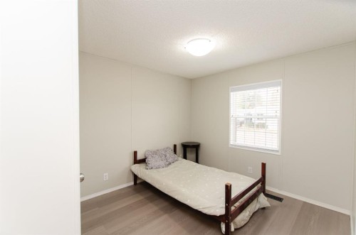 43 Parkside Drive, Red Deer, AB 