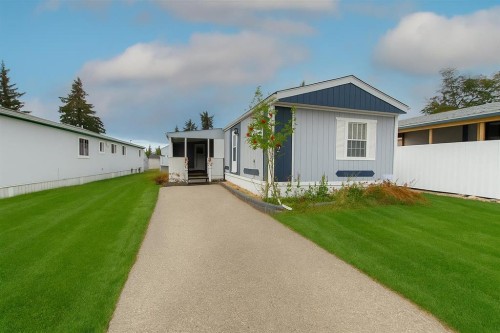 43 Parkside Drive, Red Deer, AB 