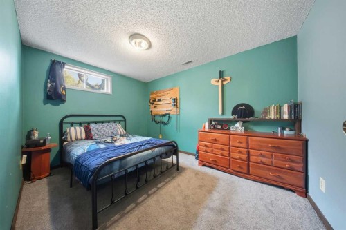 55 Nyman Crescent, Red Deer, AB - Indoor Photo Showing Bedroom