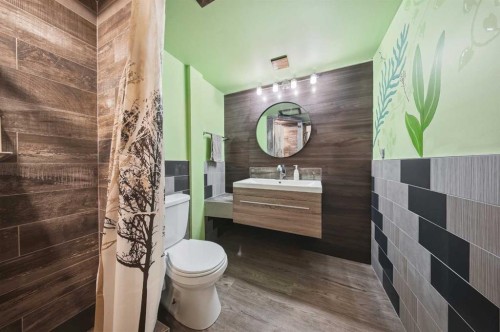 55 Nyman Crescent, Red Deer, AB - Indoor Photo Showing Bathroom