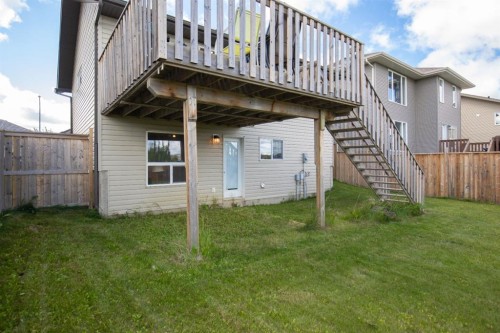 130 Larsen Crescent, Red Deer, AB - Outdoor With Exterior