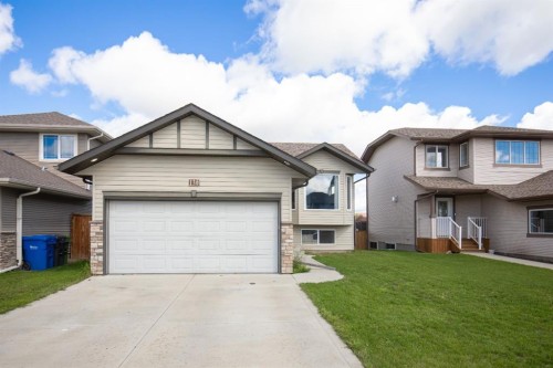 130 Larsen Crescent, Red Deer, AB - Outdoor With Facade