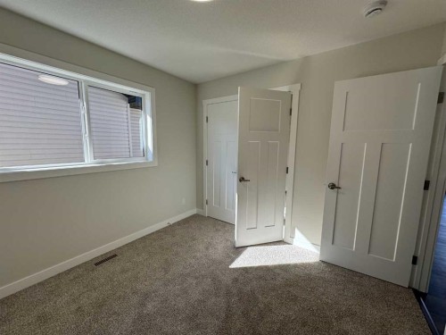 21 Vermont Close, Blackfalds, AB - Indoor Photo Showing Other Room