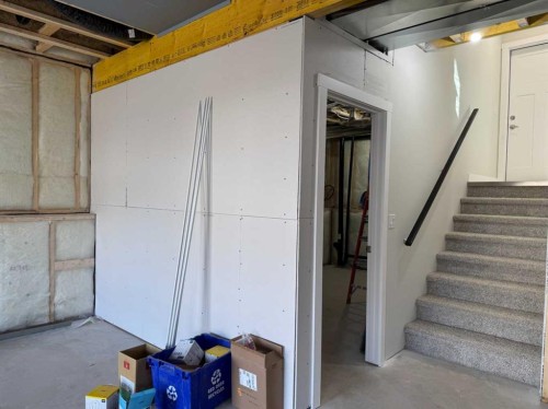 21 Vermont Close, Blackfalds, AB - Indoor Photo Showing Basement