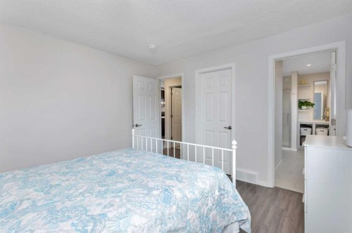 57 Erickson Drive, Red Deer, AB - Indoor Photo Showing Bedroom