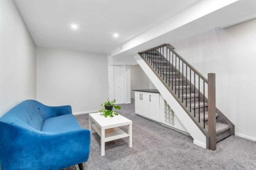 57 Erickson Drive, Red Deer, AB - Indoor Photo Showing Other Room