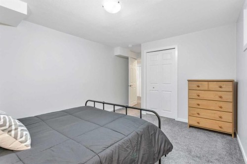 57 Erickson Drive, Red Deer, AB - Indoor Photo Showing Bedroom