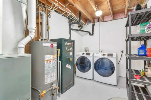 57 Erickson Drive, Red Deer, AB - Indoor Photo Showing Laundry Room