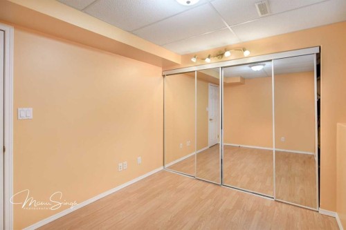 5851 58 Avenue, Red Deer, AB - Indoor Photo Showing Other Room