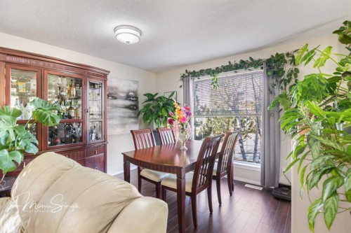 5851 58 Avenue, Red Deer, AB - Indoor