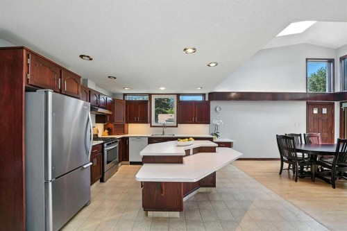 4758 56 Street, Red Deer, AB - Indoor Photo Showing Kitchen