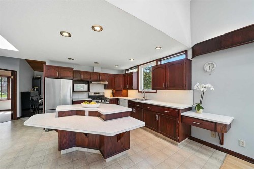 4758 56 Street, Red Deer, AB - Indoor Photo Showing Kitchen With Double Sink
