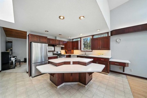 4758 56 Street, Red Deer, AB - Indoor Photo Showing Kitchen