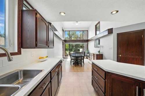 4758 56 Street, Red Deer, AB - Indoor Photo Showing Kitchen