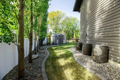 34 Overand Place, Red Deer, AB - Outdoor