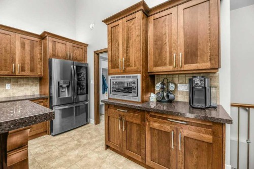 34 Overand Place, Red Deer, AB - Indoor Photo Showing Kitchen