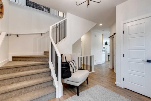 134 Saddlebred Place, Cochrane, AB - Indoor Photo Showing Other Room