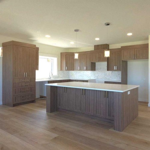 122 Coote Street, Cayley, AB - Indoor Photo Showing Kitchen