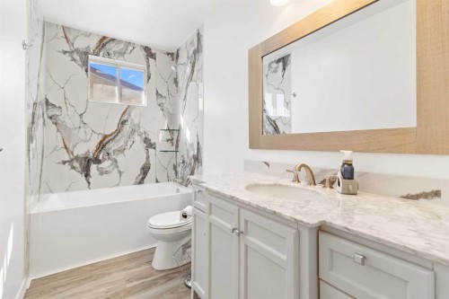 844 Rundlecairn Way Ne, Calgary, AB - Indoor Photo Showing Bathroom