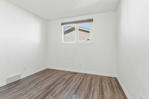 844 Rundlecairn Way Ne, Calgary, AB - Indoor Photo Showing Other Room