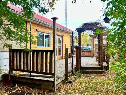 5019 50 Avenue, Caroline, AB 