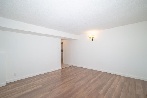 5338 43 Avenue, Red Deer, AB - Indoor Photo Showing Other Room