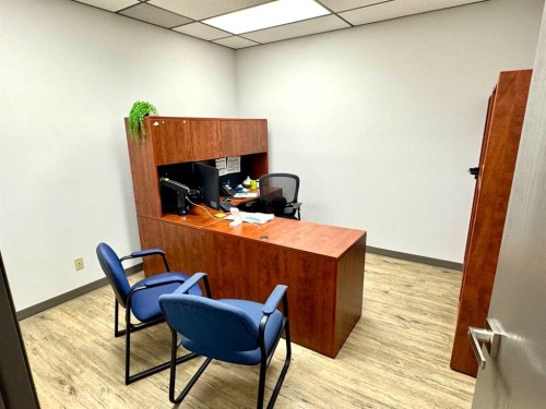 5-7969 49 Avenue, Red Deer, AB 