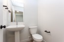 256 Augustus Way, Penhold, AB  - Indoor Photo Showing Bathroom 