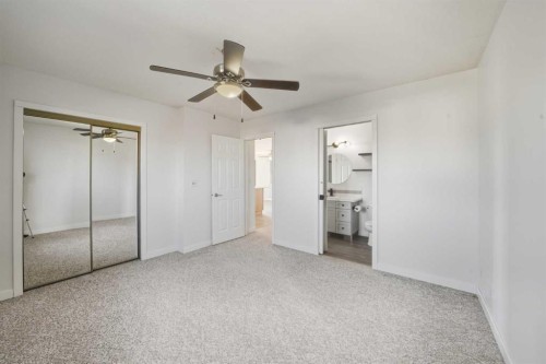 32 Hunter Road, Sylvan Lake, AB - Indoor