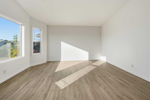 32 Hunter Road, Sylvan Lake, AB - Indoor Photo Showing Other Room