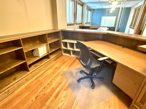 107 & 108-4836 50 Street, Red Deer, AB 