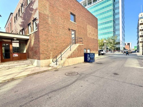 107 & 108-4836 50 Street, Red Deer, AB 