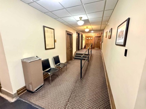 107 & 108-4836 50 Street, Red Deer, AB 