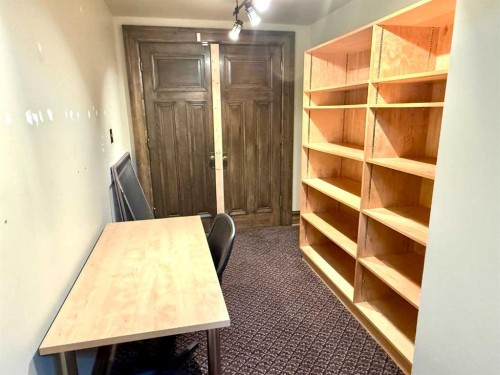 107 & 108-4836 50 Street, Red Deer, AB 