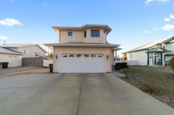 24 Elliott Drive  Camrose, AB T4V 4V6
