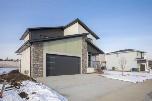 62 Eaton Crescent, Red Deer, AB - Outdoor