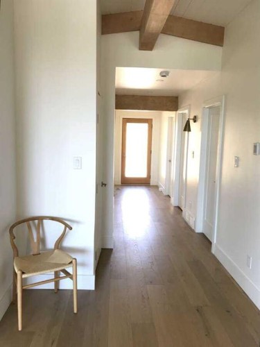 2724 Crawford Road Nw, Calgary, AB - Indoor