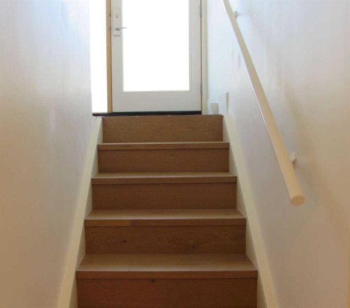 2724 Crawford Road Nw, Calgary, AB - Indoor Photo Showing Other Room