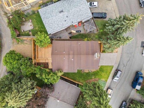 2724 Crawford Road Nw, Calgary, AB - Outdoor