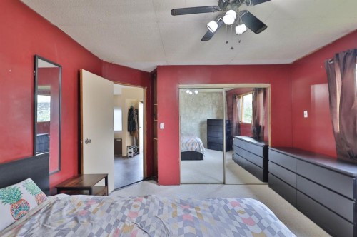 126 Alberta Street, New Norway, AB - Indoor Photo Showing Bedroom