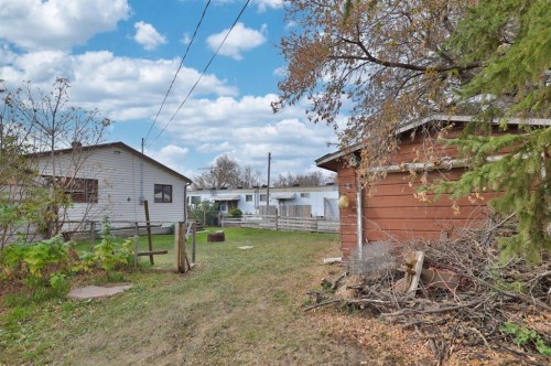 126 Alberta Street, New Norway, AB - Outdoor